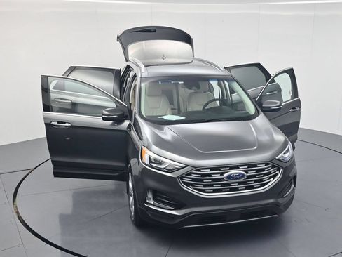 Used 2020 Ford Edge Titanium AWD/4WD image 51