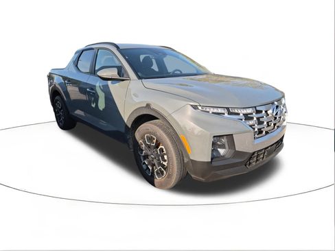 Used 2023 Hyundai Santa Cruz SEL Premium image 1