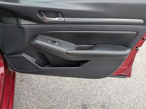 Certified 2022 Nissan Altima 2.5 SV image 31