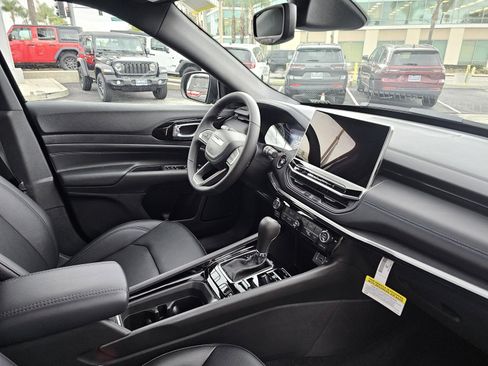 New 2026 Jeep Compass Limited image 26