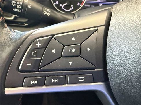 Used 2022 Nissan Sentra SR FWD image 17