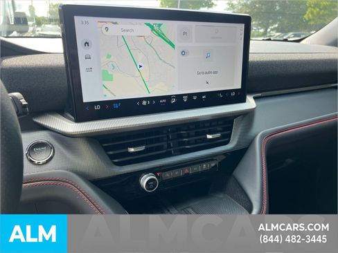 Used 2025 Ford Explorer ST image 29