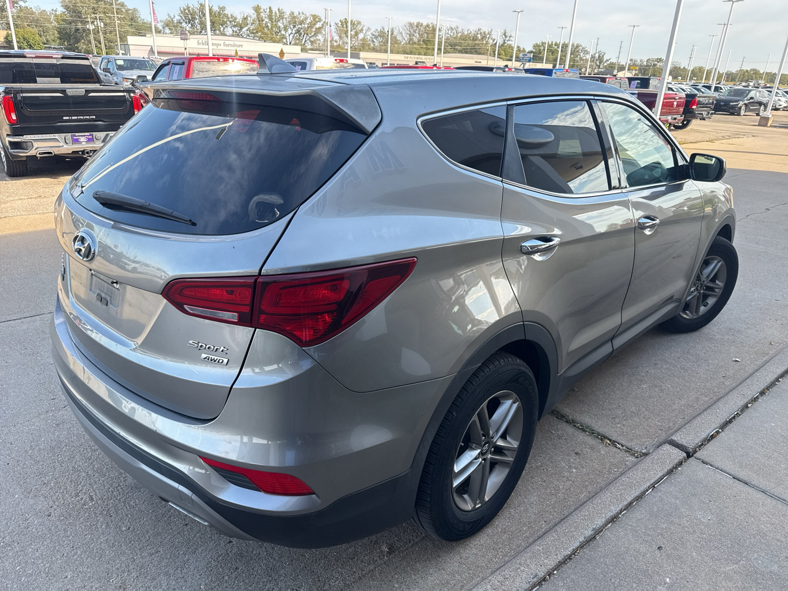 Used 2017 Hyundai Santa Fe Sport AWD/4WD image 5