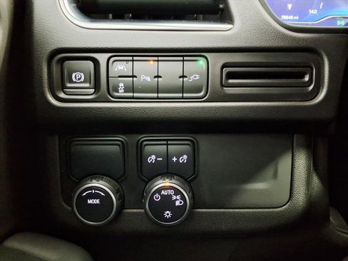 Used 2022 Chevrolet Tahoe RST image 22