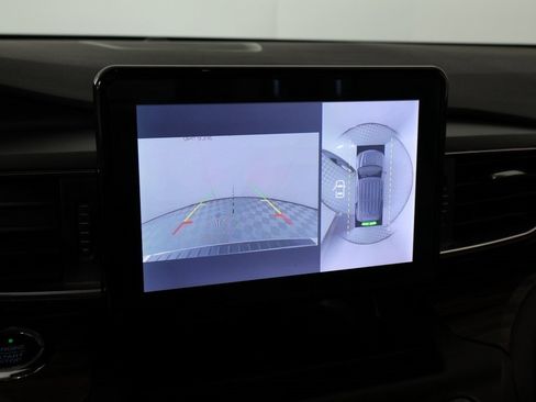 Used 2020 Ford Explorer Limited w/ Class III Trailer Tow Package image 6