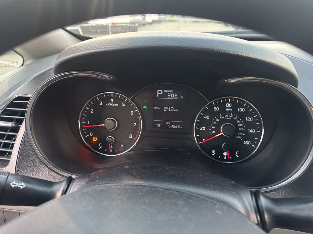 Used 2017 Kia Forte LX FWD image 13