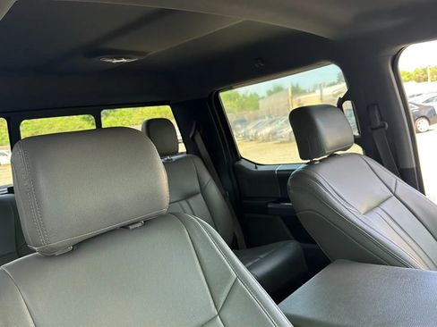 Used 2016 Ford F150 XLT w/ Equipment Group 302A Luxury image 39