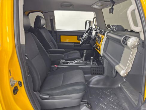 Used 2007 Toyota FJ Cruiser 4WD image 14