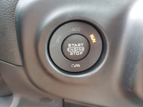 Used 2022 Jeep Wrangler Sport AWD/4WD image 23