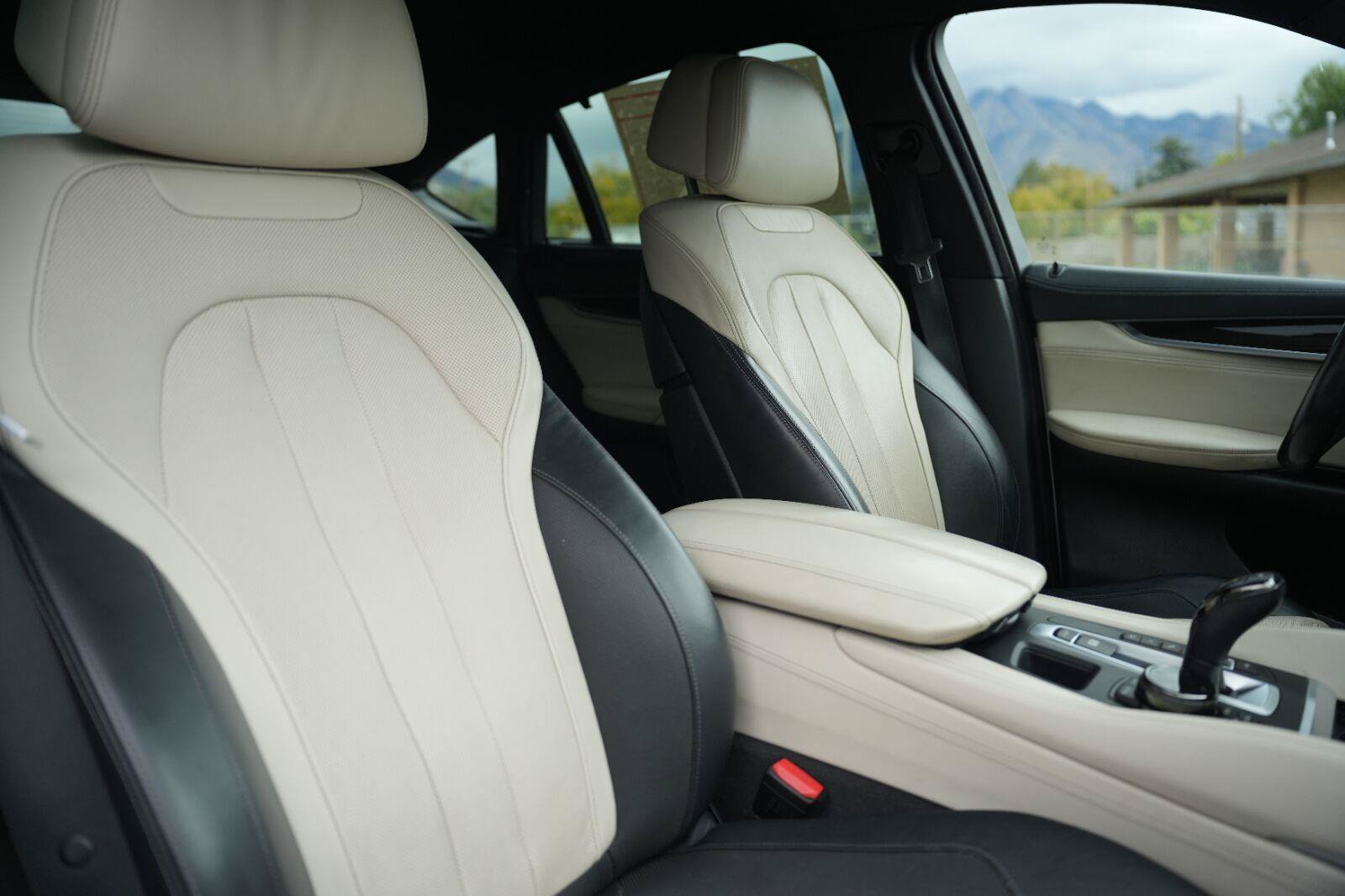 Used 2015 BMW X6 xDrive50i AWD/4WD image 29