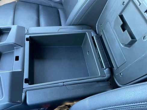 Used 2025 GMC Sierra 1500 SLT image 50