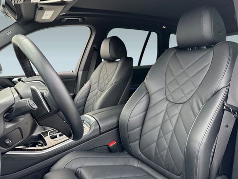 Used 2025 BMW X5 xDrive40i image 23