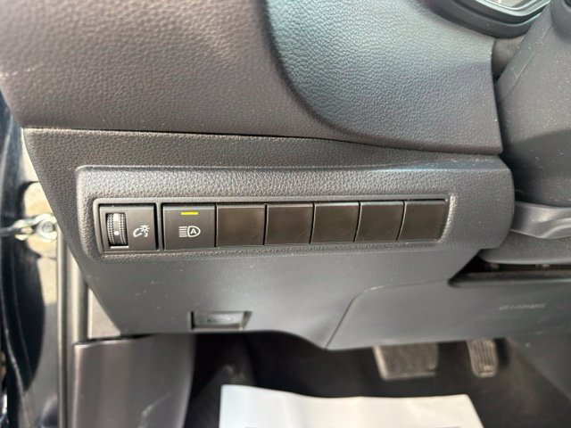 Used 2024 Toyota Corolla LE FWD image 21