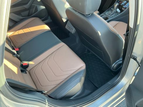 Used 2026 Volkswagen Jetta SEL FWD image 28