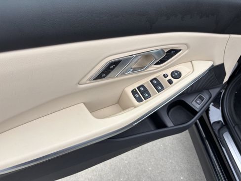 Certified 2023 BMW 330i Sedan w/ Premium Package image 14