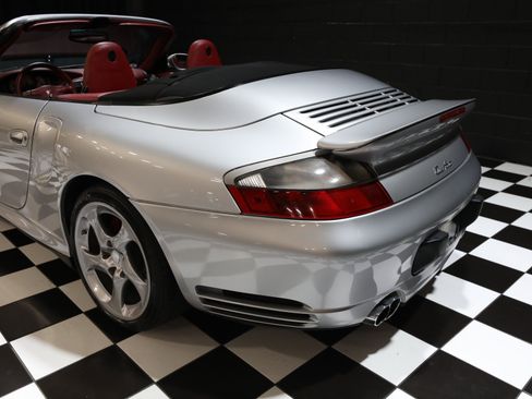 Used 2004 Porsche 911 Turbo AWD/4WD image 39