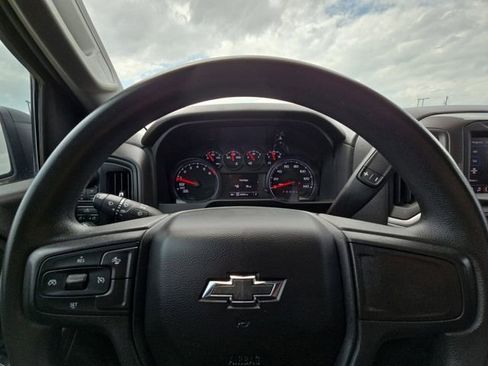 Used 2023 Chevrolet Silverado 1500 Custom Trail Boss AWD/4WD image 25