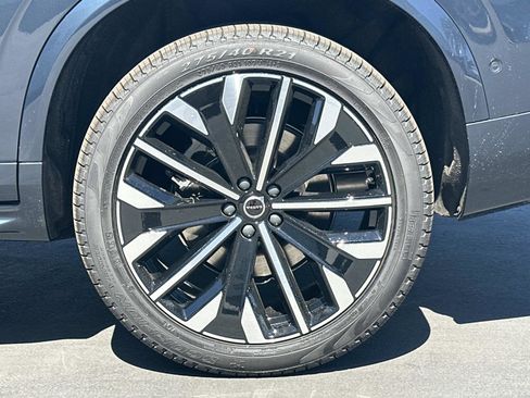 New 2026 Volvo XC90 T8 Plus image 24