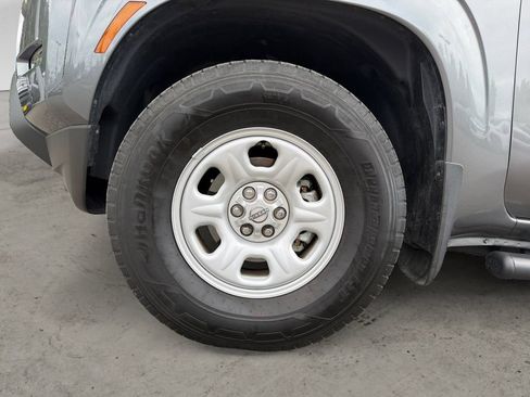 Used 2024 Nissan Frontier S w/ Technology Package AWD/4WD image 9