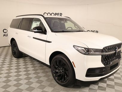 New 2025 Lincoln Navigator Reserve w/ Jet Appearance Package