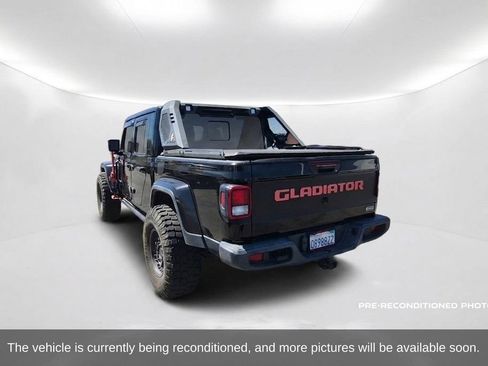 Used 2020 Jeep Gladiator Overland AWD/4WD image 8