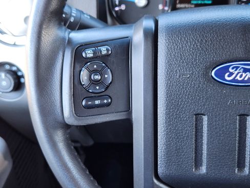 Used 2016 Ford F350 Lariat image 18