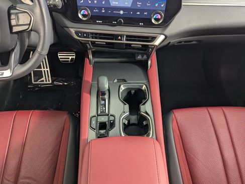Used 2024 Lexus RX 500h F Sport w/ Convenience Package AWD/4WD image 21