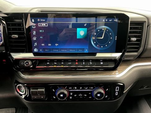 Certified 2026 Chevrolet Silverado 1500 LT image 34