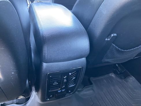 Used 2016 Jeep Grand Cherokee High Altitude AWD/4WD image 34