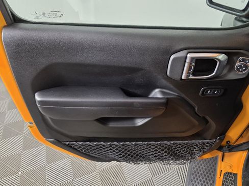 Used 2021 Jeep Wrangler Unlimited Sport image 14