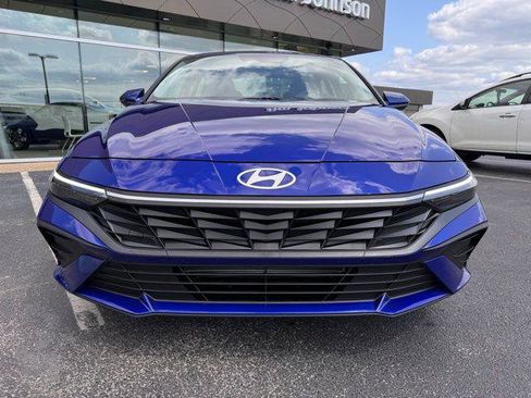 New 2024 Hyundai Elantra SEL image 8