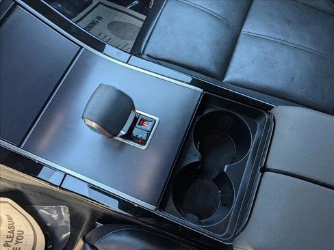 Certified 2026 Land Rover Range Rover Velar Dynamic SE image 16