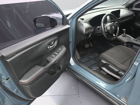 Used 2023 Honda HR-V Sport image 10