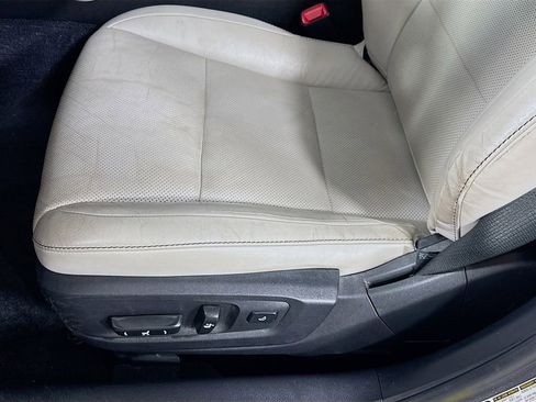 Used 2015 Lexus ES 350 w/ Luxury Package FWD image 23