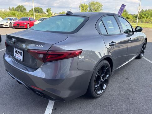 Used 2021 Alfa Romeo Giulia Ti Sport AWD/4WD image 9