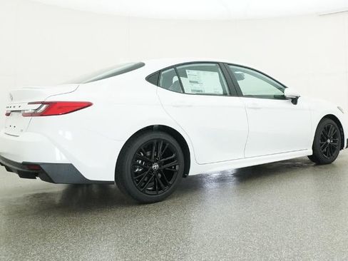New 2026 Toyota Camry SE FWD image 25