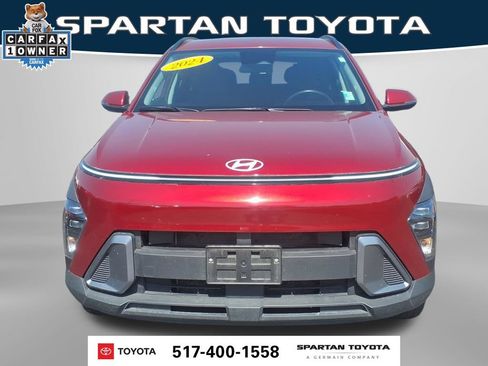 Used 2024 Hyundai Kona SEL AWD/4WD image 2