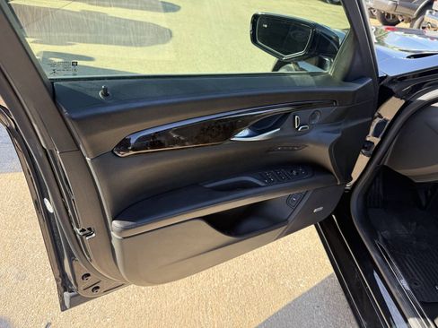 Used 2018 Cadillac CT6 Luxury AWD/4WD image 8