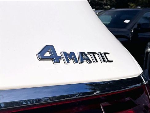 Used 2021 Mercedes-Benz GLS 450 4MATIC image 30