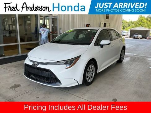 Used 2020 Toyota Corolla LE FWD image 1