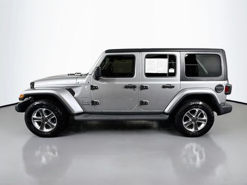 Used 2021 Jeep Wrangler Unlimited Sahara AWD/4WD image 8