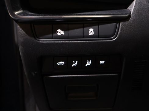 Used 2025 MAZDA MAZDA3 s image 36