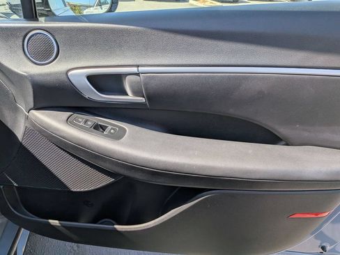 Used 2025 Hyundai Sonata SEL FWD image 32