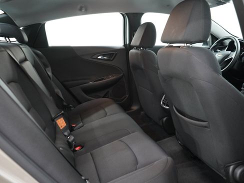 Used 2024 Chevrolet Malibu LT FWD image 12