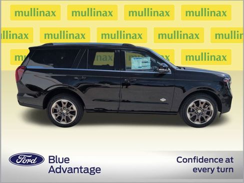 Certified 2025 Ford Expedition King Ranch image 2