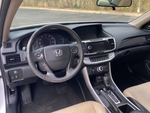 Used 2014 Honda Accord EX-L image 13