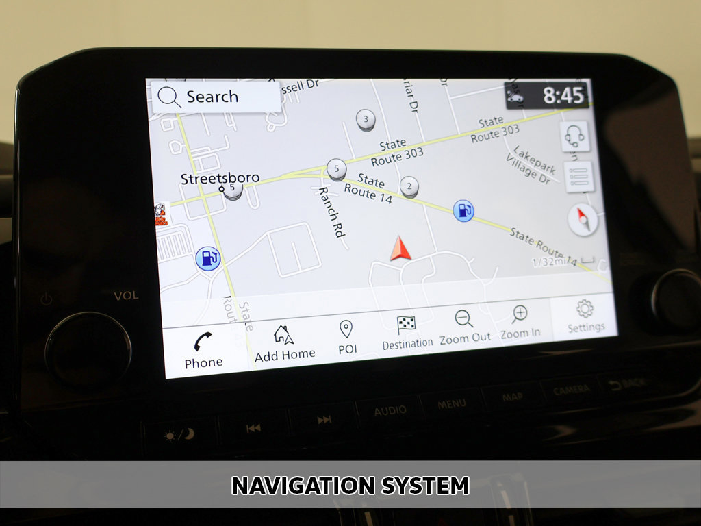 Used 2024 Nissan Pathfinder SL AWD/4WD image 3