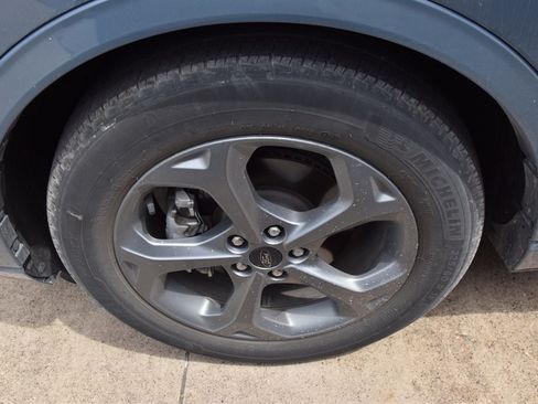 Used 2023 Ford Escape ST-Line w/ Tech Pack #1 FWD image 12