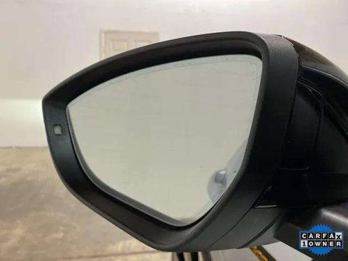 Used 2023 Audi e-tron Premium Plus image 91