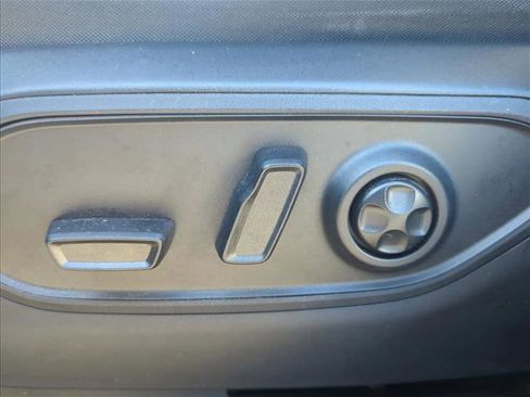 Used 2021 Jeep Grand Cherokee L Laredo w/ Luxury Tech Group I image 12